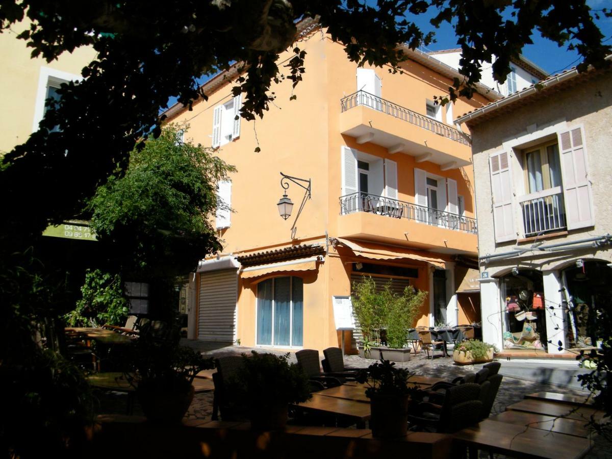 Les 12 Sables Apartment Le Lavandou Exterior photo